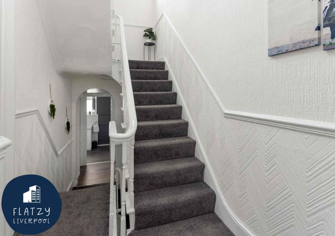 Flatzy - 6 Bed Oasis Close To Football Stadiums Λίβερπουλ Εξωτερικό φωτογραφία